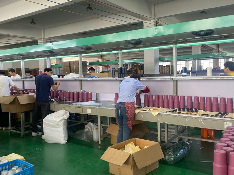Capacity Breakthrough: Nakumpleto ni Jiangzhi ang 26,000-Piece Ice Cream Cup Order sa loob ng 3 Araw