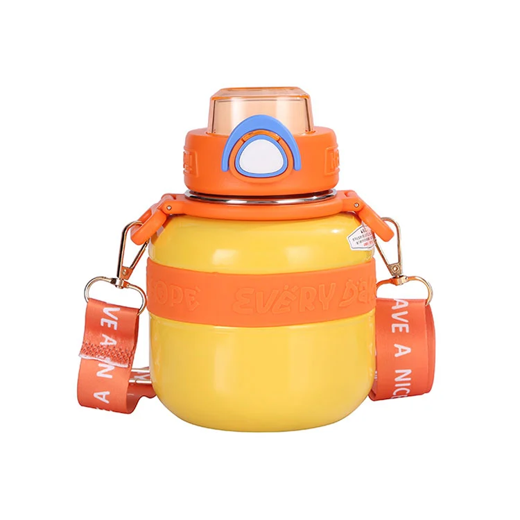 Bote ng tubig sa gym